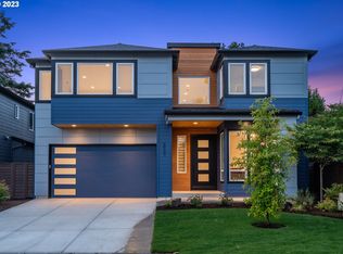 8907 SW Harmon Ln, Portland, OR 97225