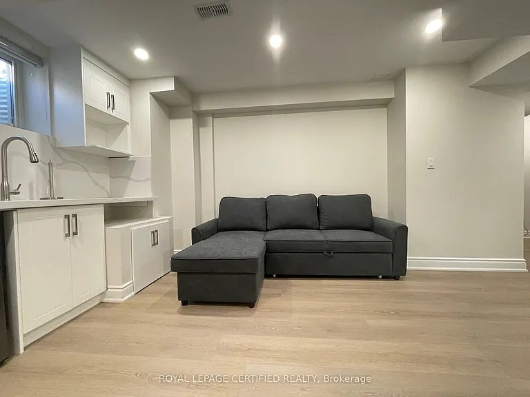 1227 McPhedran Point #2 — Photo 11
