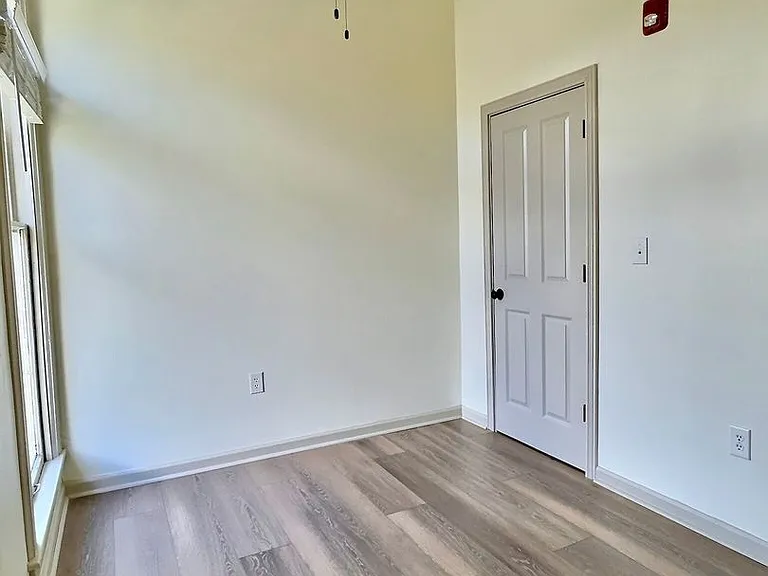 514 W Kirkwood Ave — Photo 29