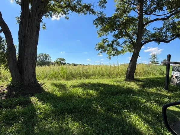 Mooreville Rd, Saline, MI 48176