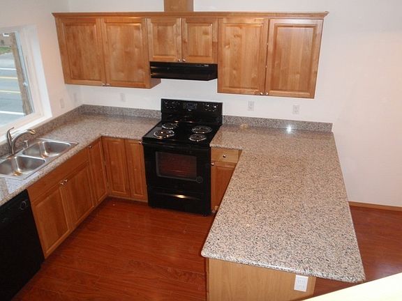 2nd image of 2317-2337 I St NE #2327
