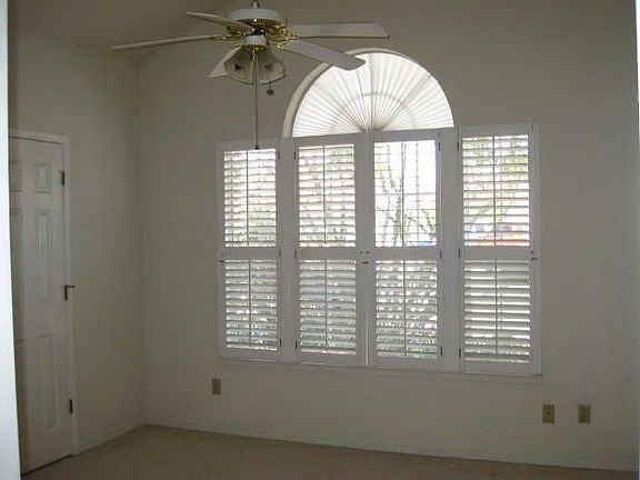 3rd image of 1292 Desierto Seco Dr