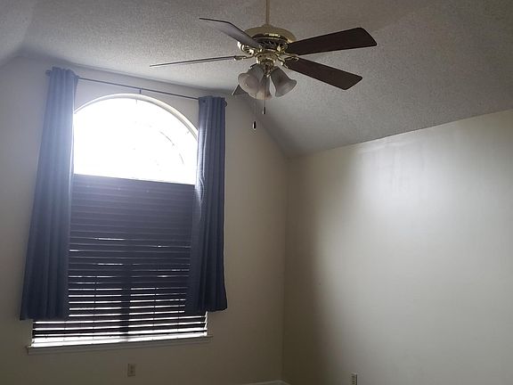Master Bedroom Vaulted ceiling