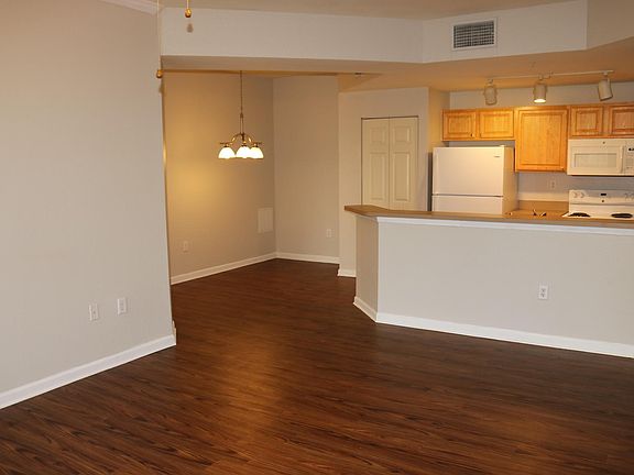 Dining area / home office