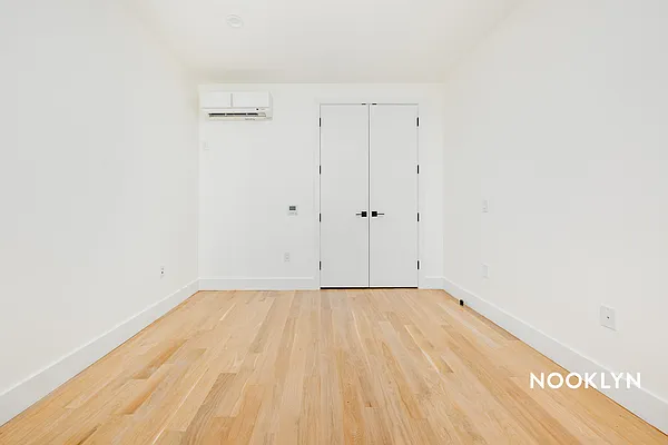 Rented by Nooklyn NYC LLC | media 40