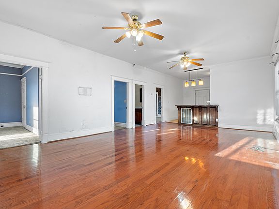 5th image of 1915 Dodds Ave