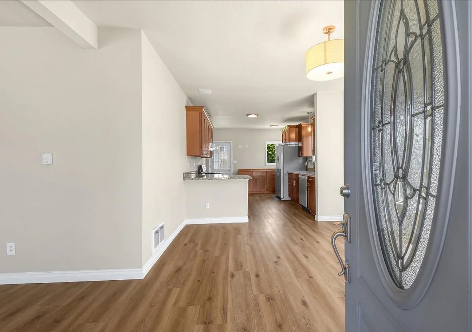3Bd/2.25Ba Everett Home — Photo 2
