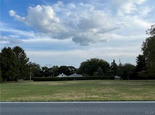 3732 Sand Spring Rd N, Schnecksville, PA 18078