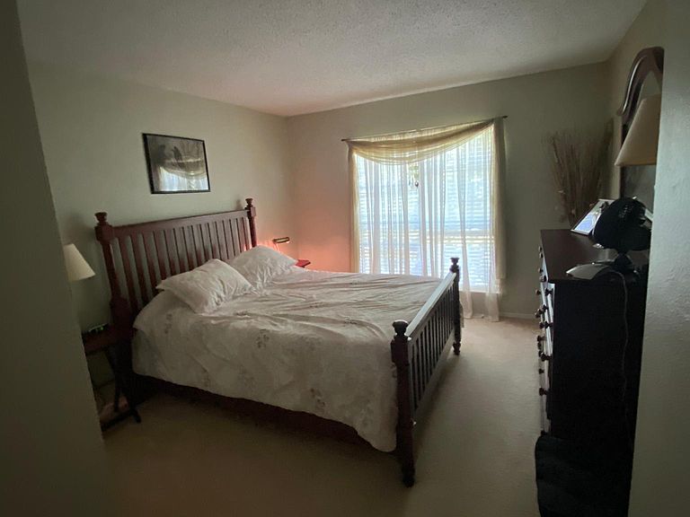 Winding Hollow Condominiums Groton, CT Zillow