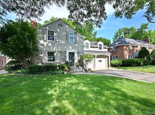 465 Kimberly St, Birmingham, MI 48009