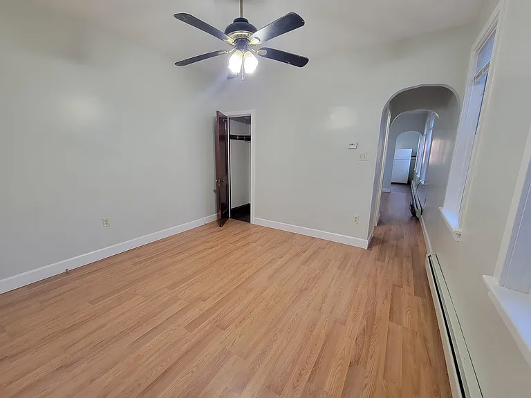 733 N 9th St #2R — Photo 1