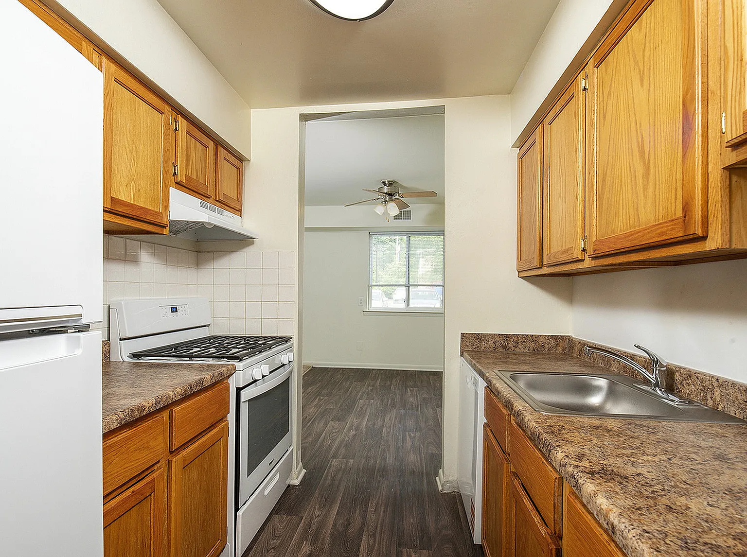Park City Apartments — Photo 4
