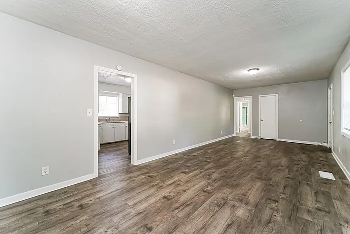 4 bed, 2.0 bath, 1474 sqft, $1,245 — Photo 3