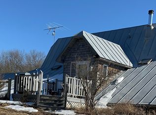 E1990 Lambs Quarters Ln, Waupaca, WI 54981