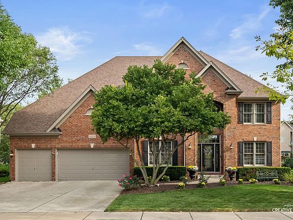 3rd image of 3819 Junebreeze Ln
