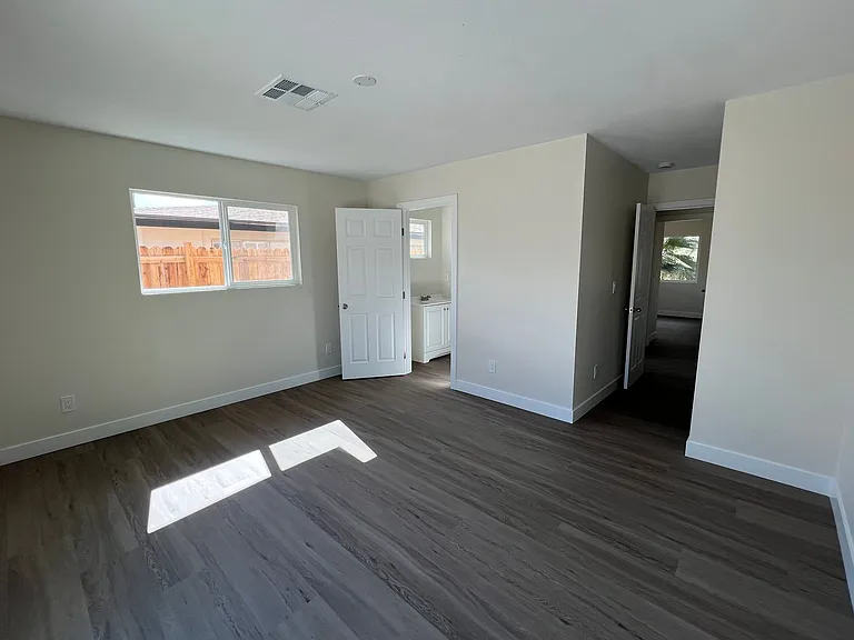 3608 W Bonanza Rd #1 — Photo 14