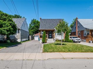 150 Aberfoyle Ave, Hamilton, ON L8K4S3