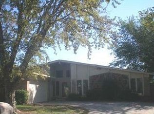 9906 Skylark Rd, Oklahoma City, OK 73162