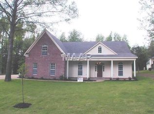 1575 Bridgewater Rd, Cordova, TN 38018