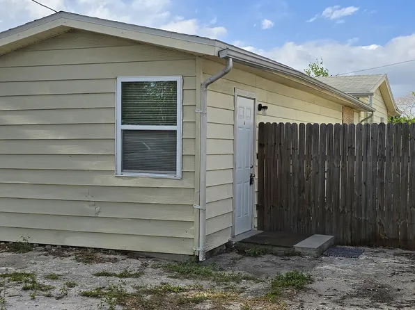 3832 46th Ave N #B, Saint Petersburg, FL 33714