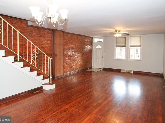 2nd image of 2308 W 6th St