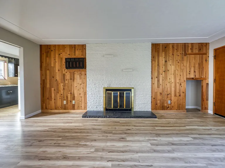 503 N 5th Ave SW — Photo 8