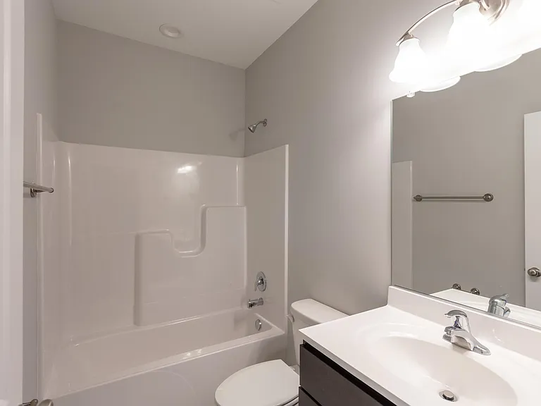 409 Jensen Way — Photo 7