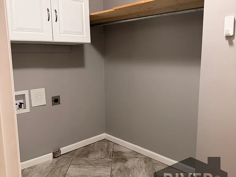 721 W Lelia St — Photo 10