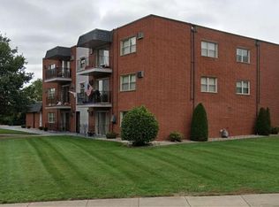 12625 S Alpine Dr APT 7, Alsip, IL 60803