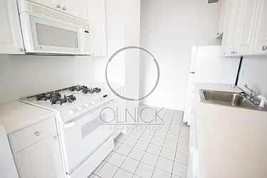 Rented by Olnick Organization