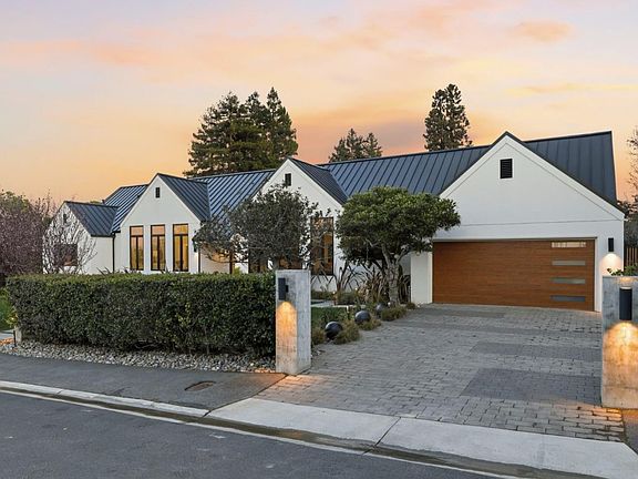 2nd image of 588 Craig Rd