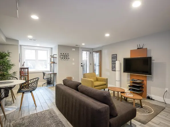 1723 Willard St NW, Washington, DC