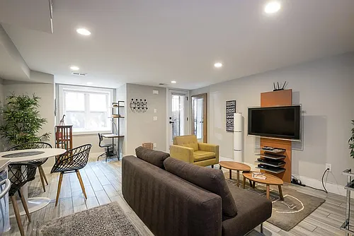 1723 Willard St NW Photo 1