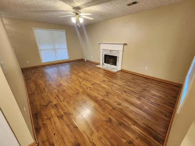 3020 Oak Meadow Dr — Photo 9