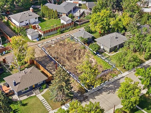 4th image of 271 Hendon Dr NW