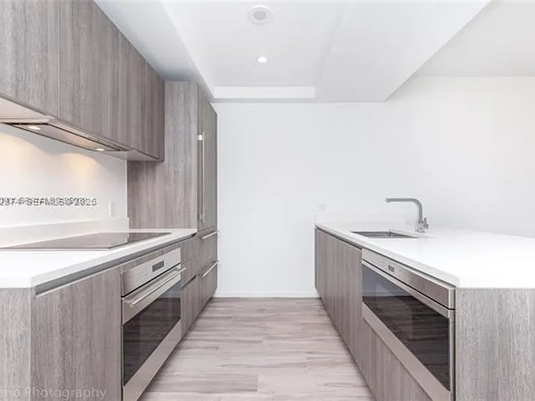 801 S Miami Avenue Rd #3006 — Photo 1