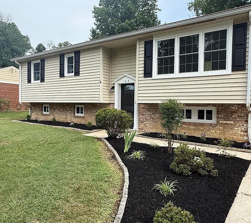 1st image of 105 Jenkins Dr