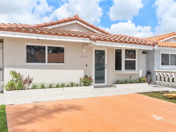 11432 NW 87th Pl, Hialeah Gardens, FL 33018