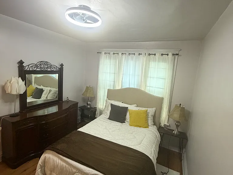 4550 Chouteau Ave #B — Photo 4