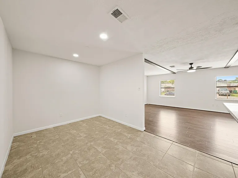 6711 Pickett Dr — Photo 9