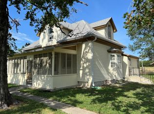 203 Line Rd, Bronson, KS 66716