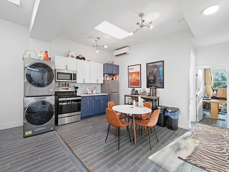 414 Rogers Ave #2B — Photo 1