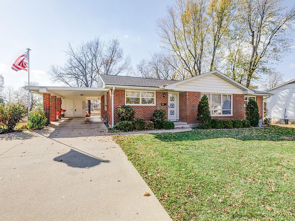 134 Pine St, Farmington, MO 63640 Zillow