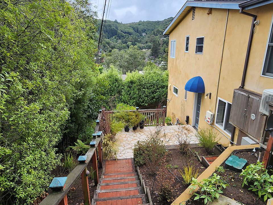 Stairs to Solen Hoff stone deck