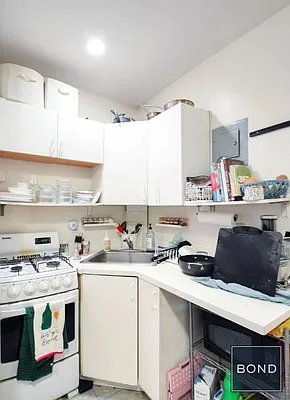 Rented by Bond New York | media 24