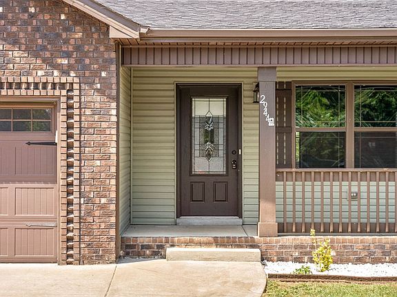 4th image of 2944 Lancelot Ln