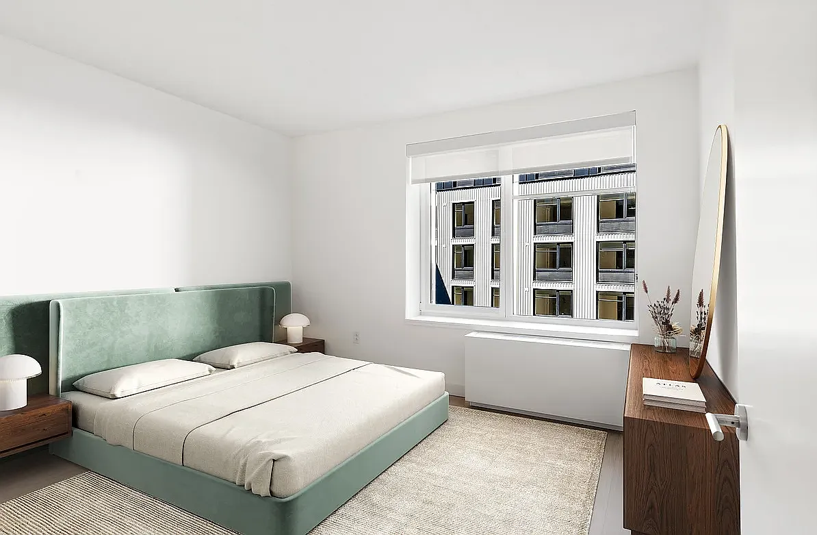 445 Gerard Avenue — Photo 2