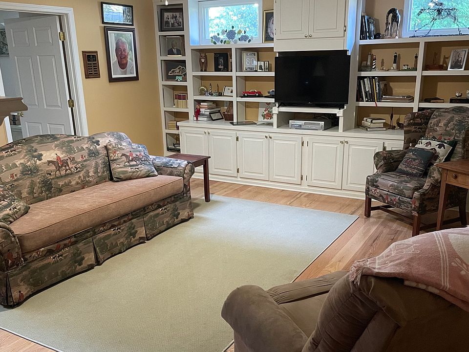 2nd image of 3779 Rosalie Rd