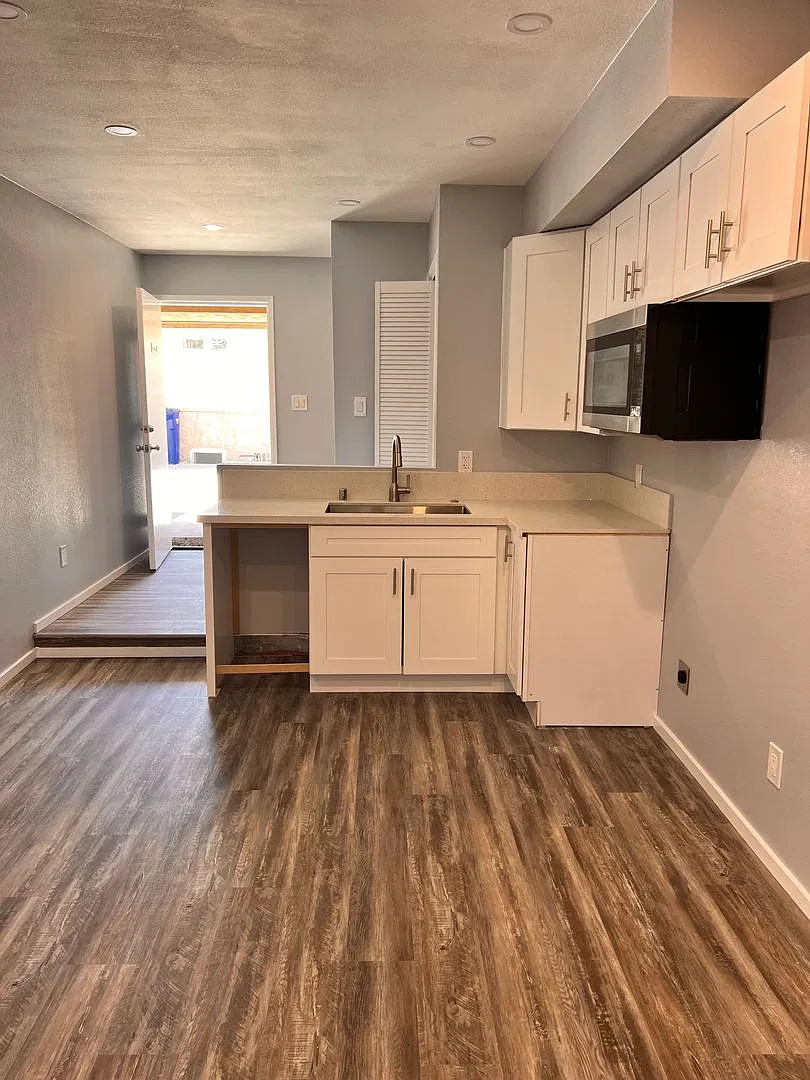 0-Bedroom, 1 Bath Studio for Rent in San Diego, CA | With In-Unit Laundry & A/C | Near San Diego ... — Photo 2