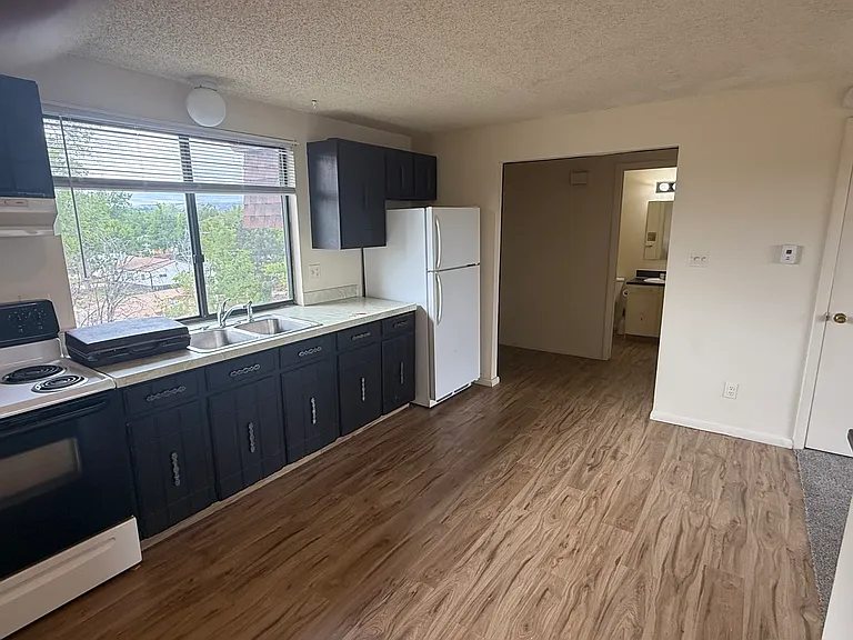 10651 W 41st Ave — Photo 2